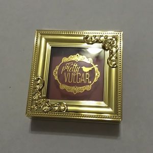 Pretty vulgar blush and highlighter